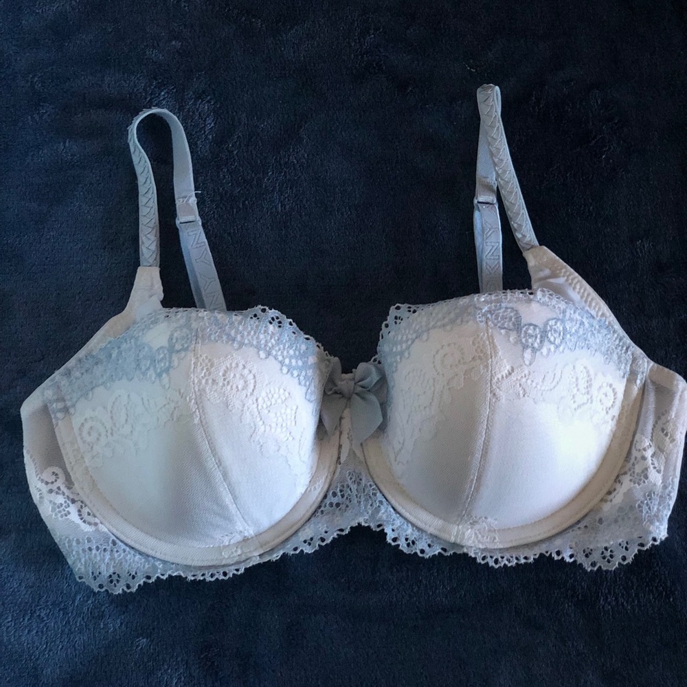 Size 34B, white & baby blue lace bra